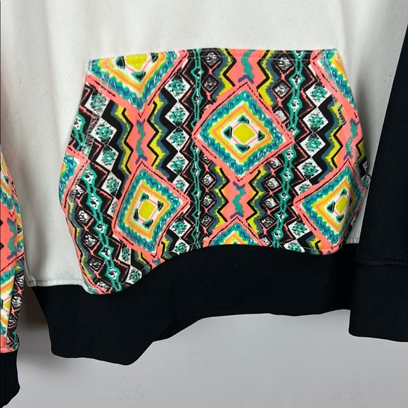 Volcom Black & White Multicolored Hoodie with Geometric Accents Size Medium - Picture 7 of 10